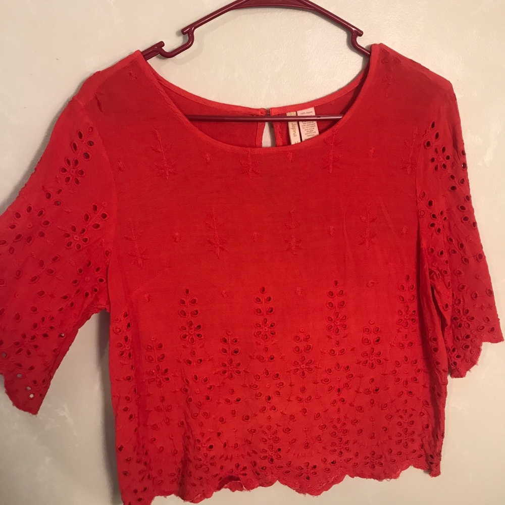 Red short sleeve top